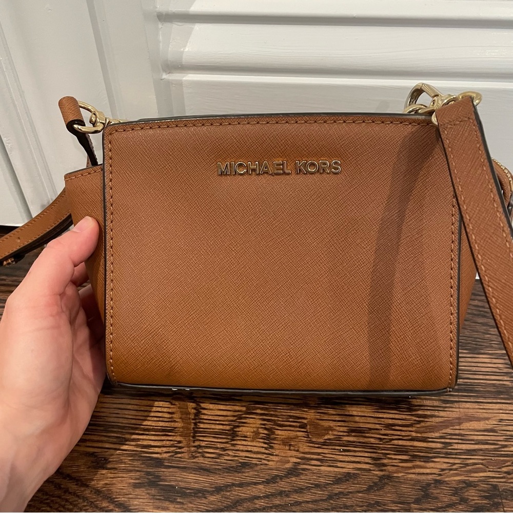 Michael Kors mini crossbody